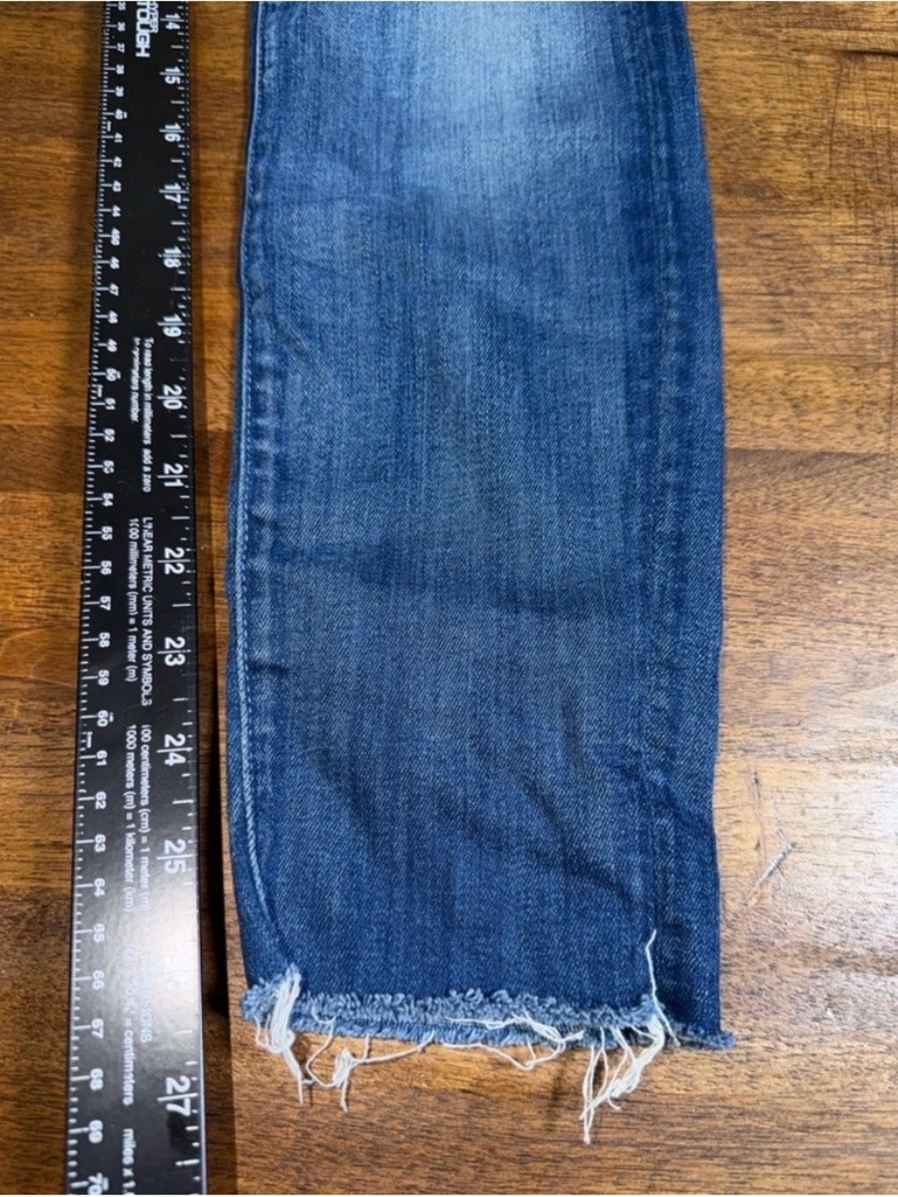 MOTHER Distressed Jeans - Picture 9 of 9